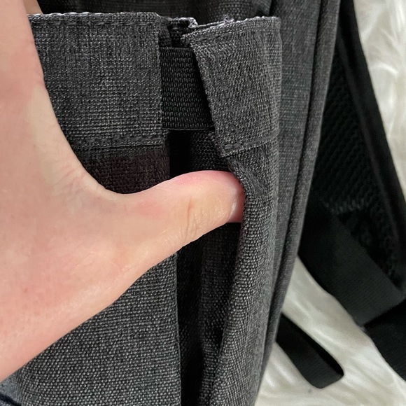 SwissGear Contoured 15-inch Laptop Backpack - Picture 8 of 8